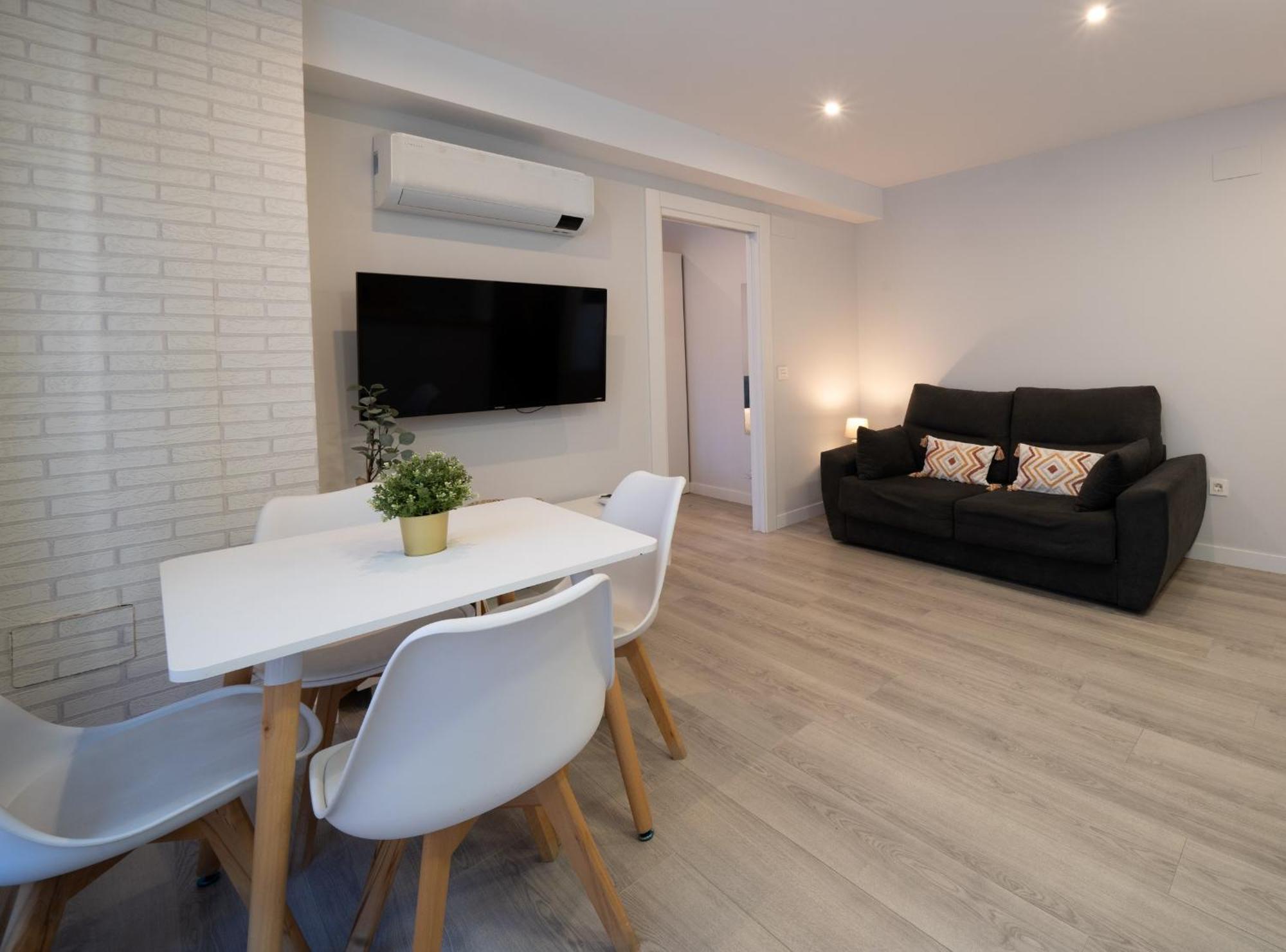 Apartamentos Aranda - La Cepa I - II Aranda de Duero Exterior photo